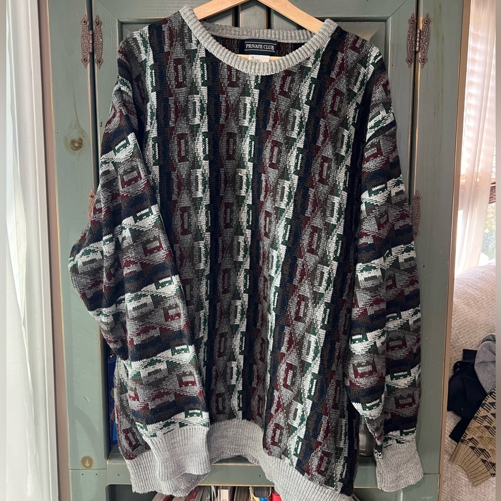 Men’s sweater